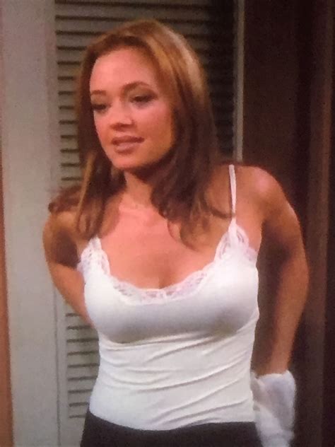 Lucille Edsitty adlı kullanıcının Leah Rmni panosundaki Pin