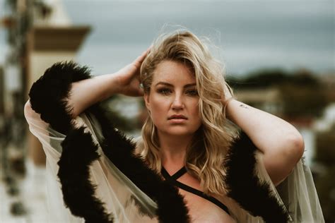 Hannah — Elizabeth Adams Boudoir
