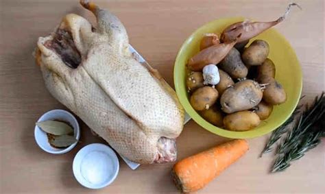 Как приготовить гуся в духовке быстро и вкусно, видео от бабушки