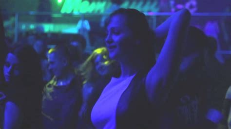 Maks Korj@Metelica S - YouTube