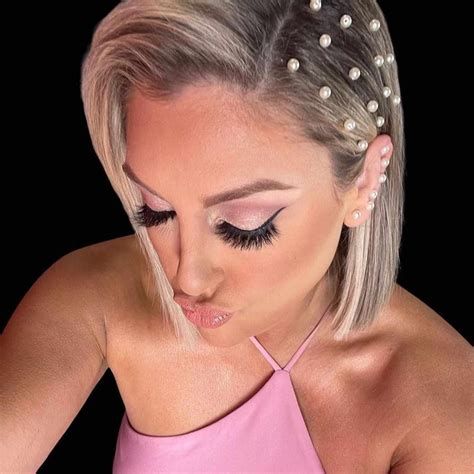 The 25 Best Side-Part Bob Hairstyles to Copy ASAP