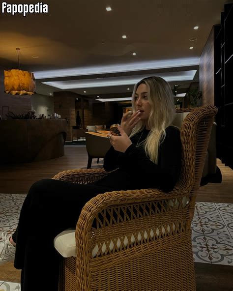 Alice Catarina Nude Leaks - Photo #6123709 - Fapopedia