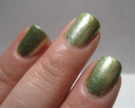 WISHLIST.RU models own green flash