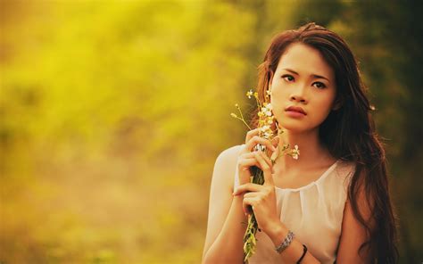 lovely girl flowers wallpaper