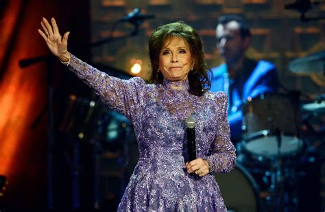 Loretta Lynn dies at 90 - Valley Cultural Foundation