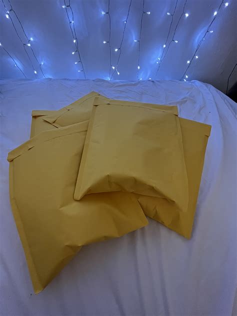 Kiki on Twitter: Spent my day shipping my fart jars and bath water 