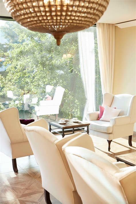 Lake Side Lounge | Healthy Spa Bar | Kempinski Hotel Frankfurt Gravenbruch