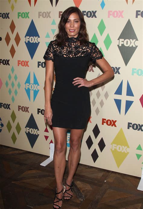 Michaela Conlin Feet