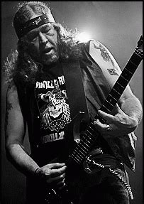 mark shelton aka  shark profil de musicien