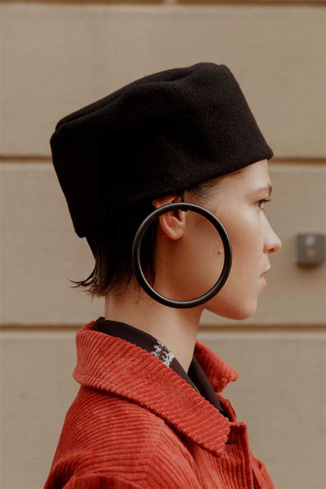 Fez Hat Aro Side ⋆ ANDREA VIÊNTËC