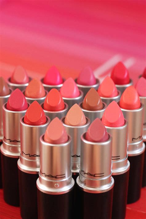mac lipsticks  makeup kit saubhaya makeup