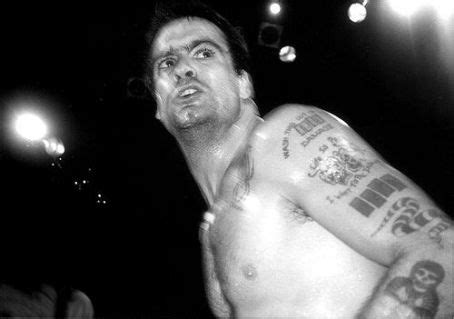 Who is Henry Rollins dating? Henry Rollins girlfriend, wife
