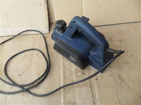 Hoblerica, blanjalica, hobla ili blanja ručna električna FERM FP-82