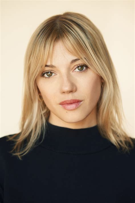 Victoria Diamond Height - CelebsHeight.org