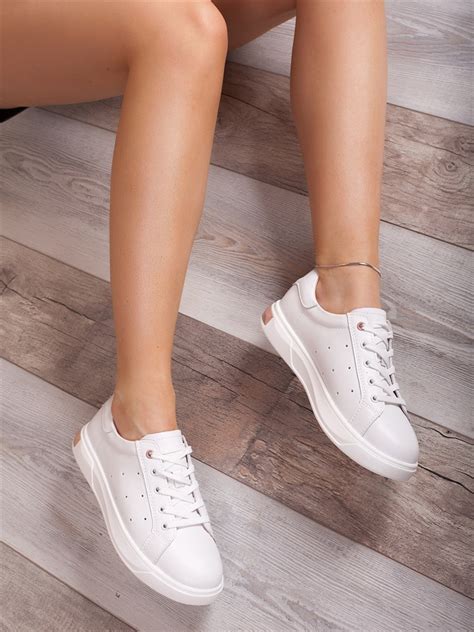 9Sizes.com — модная женская обувь от производителя. - Кроссовки женские ...
