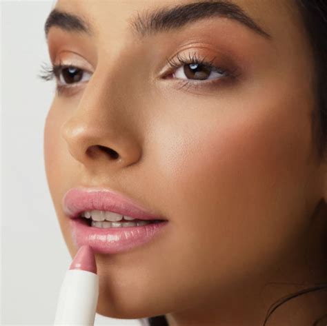 Essens Beauty-Fruity Lip Butter - Essens Fragrances