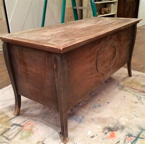 Chalk Painted Cedar Chest - Thrifty to Nifty