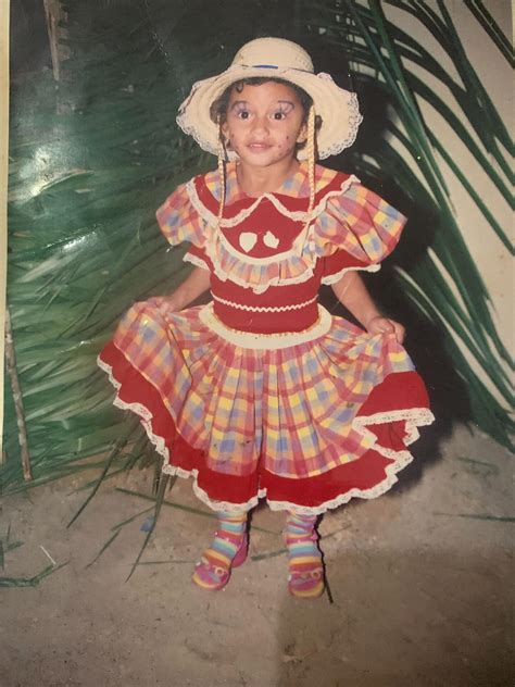 Karlyane Menezes added a new photo. - Karlyane Menezes