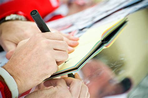 Como Autografar Um Livro