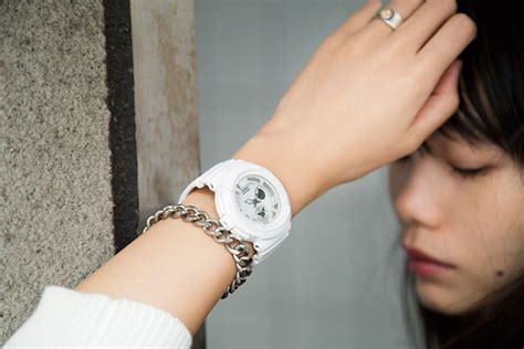 Casio BGA-195 и дизайнерские узоры для девушек