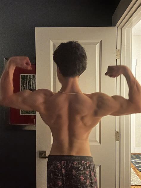 Do I look natty?? : r/nattyorjuice