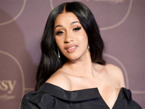 Cardi B Reportedly Files to Trademark “Okurrr” | Def Pen