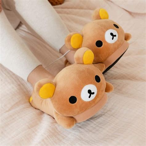 Smoko Rilakkuma USB-Heated Slippers | Bestselling Gifts on Amazon 2020 ...