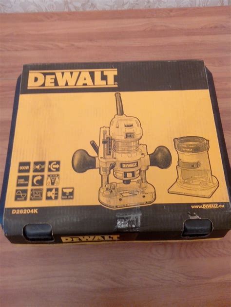 Pregled frezer dewalt d26204k