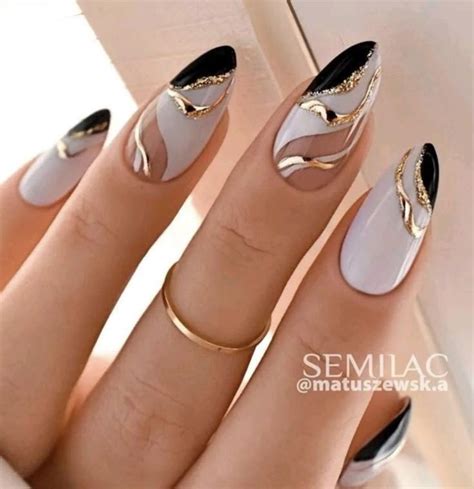 Pin by Dej Dzejna on 2beauty | Gel nails, Simple nails, Stylish nails