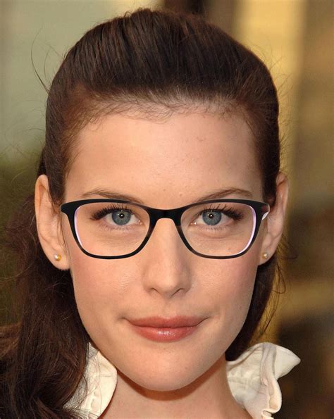 Best Shape Glasses For Long Narrow Face at Brendan Gates blog