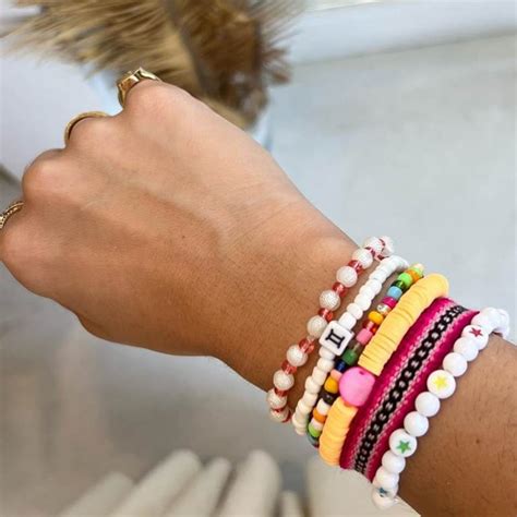 Ideias De Pulseiras Simples - +45 Ideias de pulseiras de miçangas da moda e modelos simples