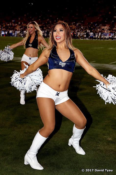 Battle For Los Angeles – The 2017 Los Angeles Rams Cheerleaders ...