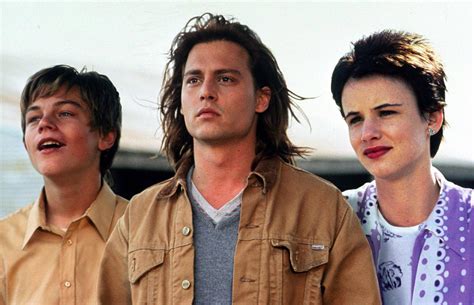 Фильм «Что гложет Гилберта Грейпа» (1993) - сюжет, актеры и роли, кадры ...