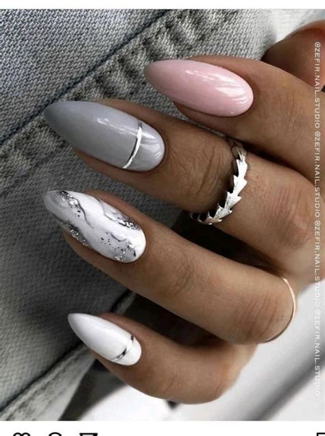 Pin by Adamaja on AirPods Cases | Trendy nails, Luxury nails, Gel nails