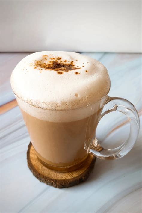 EASY Oat Milk Coffee Recipe (with Brown Sugar & Maple Syrup)