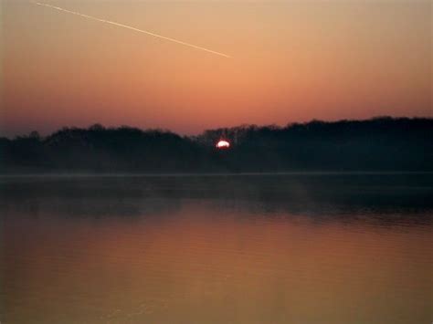 explore bough beech reservoir  kent england picturesofenglandcom