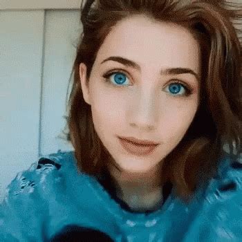Grinning Girl GIFs | GIFDB.com