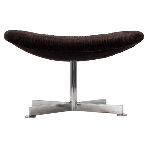1990s Office Chairs and Desk - 20 For Sale at 1stdibs