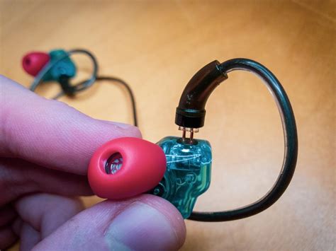 7Hz x Crinacle Zero: 2 Review – Gateway Drug | Headphonesty