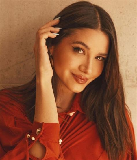 Quién es Mariana Gómez, cantante, actriz y protagonista de la serie