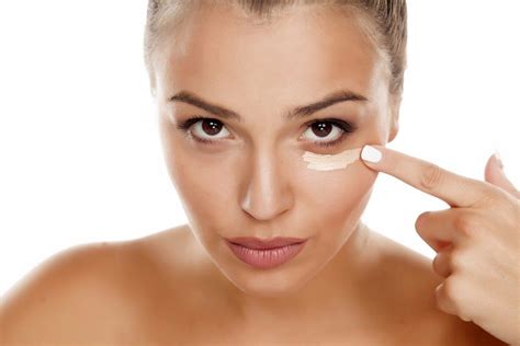 6 geniale Concealer-Hacks (Video)