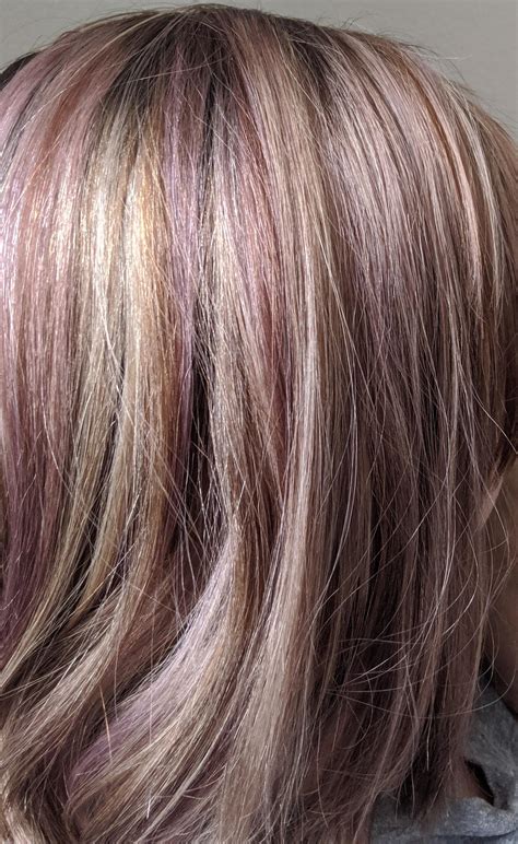 Clients are raving about brown blonde lowlights results on social media 3