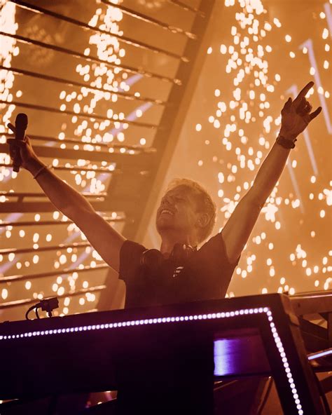 Armin van Buuren Celebrates 10 Years of "This Is What It Feels Like ...