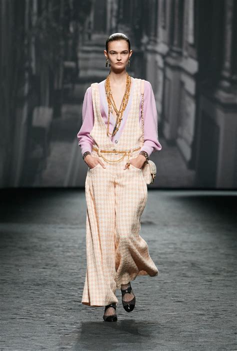 CHANEL Spring-Summer 2023 Ready-to-Wear Collection