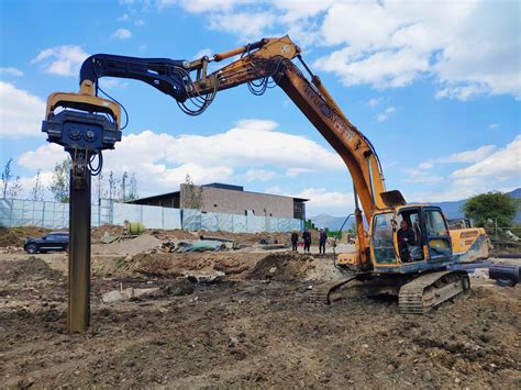 20ton Excavator Mounted Hydraulic High Frequency Vibrating Post Pile