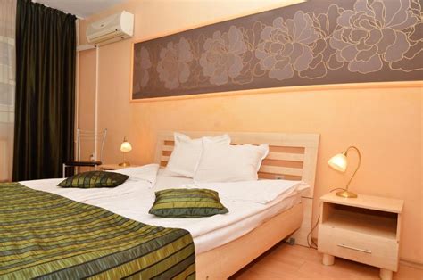 Хотел Сорбона Варна — HOTEL ROYAL