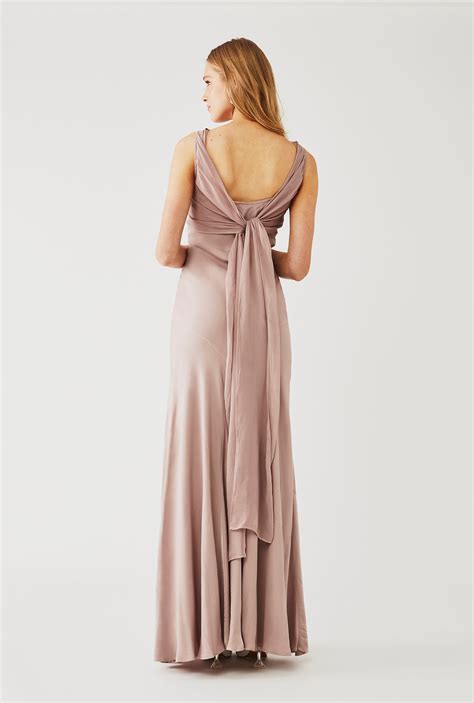 MARIA'S STYLE PLANET: BIAS CUT GOWN