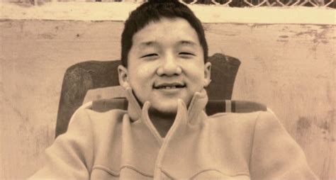 A very young Jackie Chan | Jackie chan, Jackie, Young celebrities