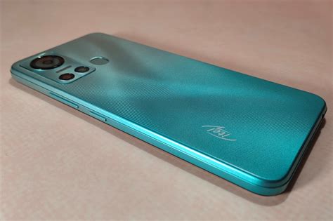 Обзор смартфона itel Vision 5: бюджетник с NFC, хорошей камерой и ...