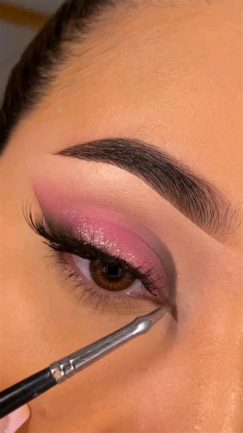 Soft Pink Tutorial | Makyaj ipuçları, Makyaj fikirleri, Makyaj rehberi